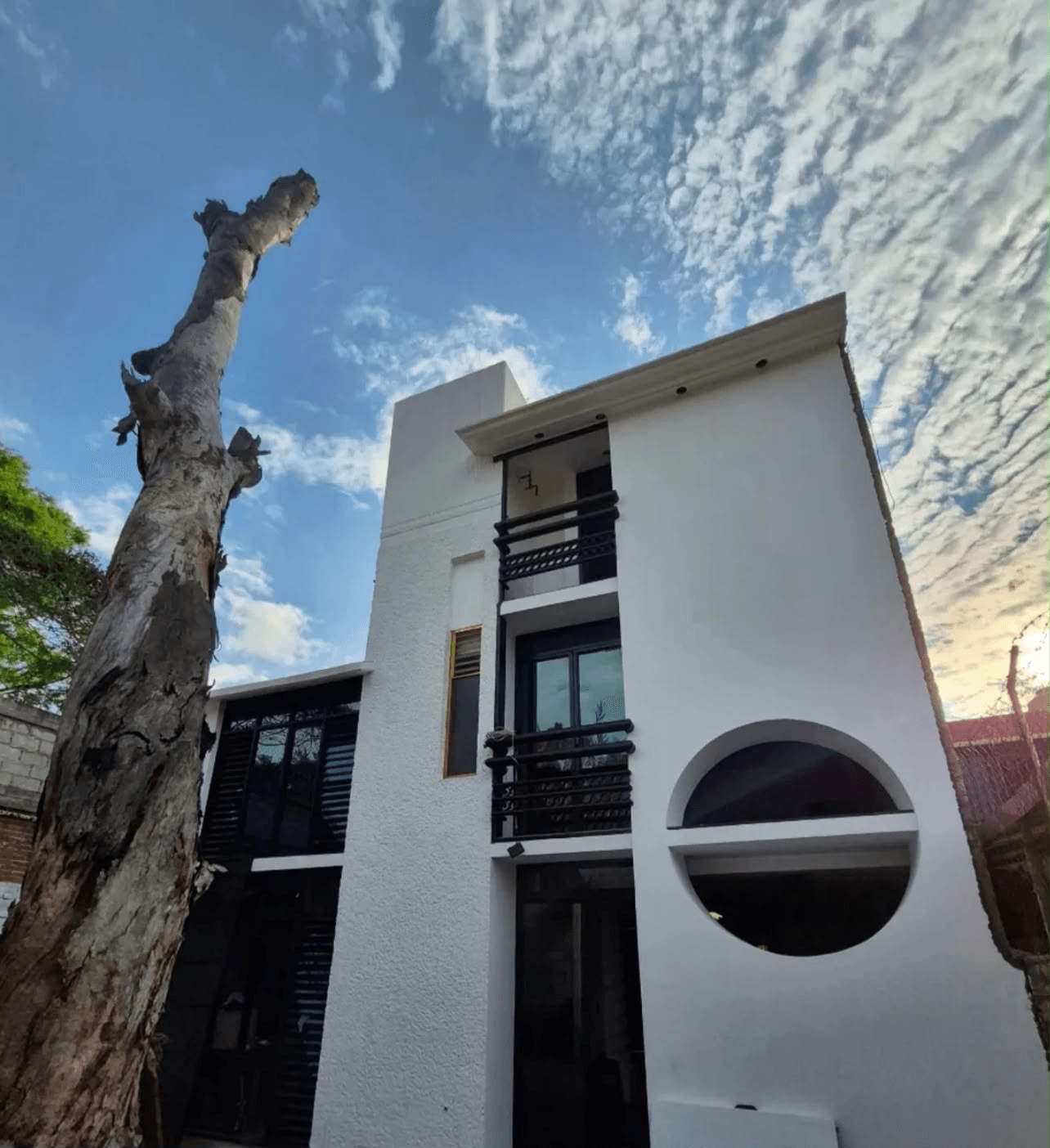 Exclusive House for Sale in La Cascada, Oaxaca - Image 1