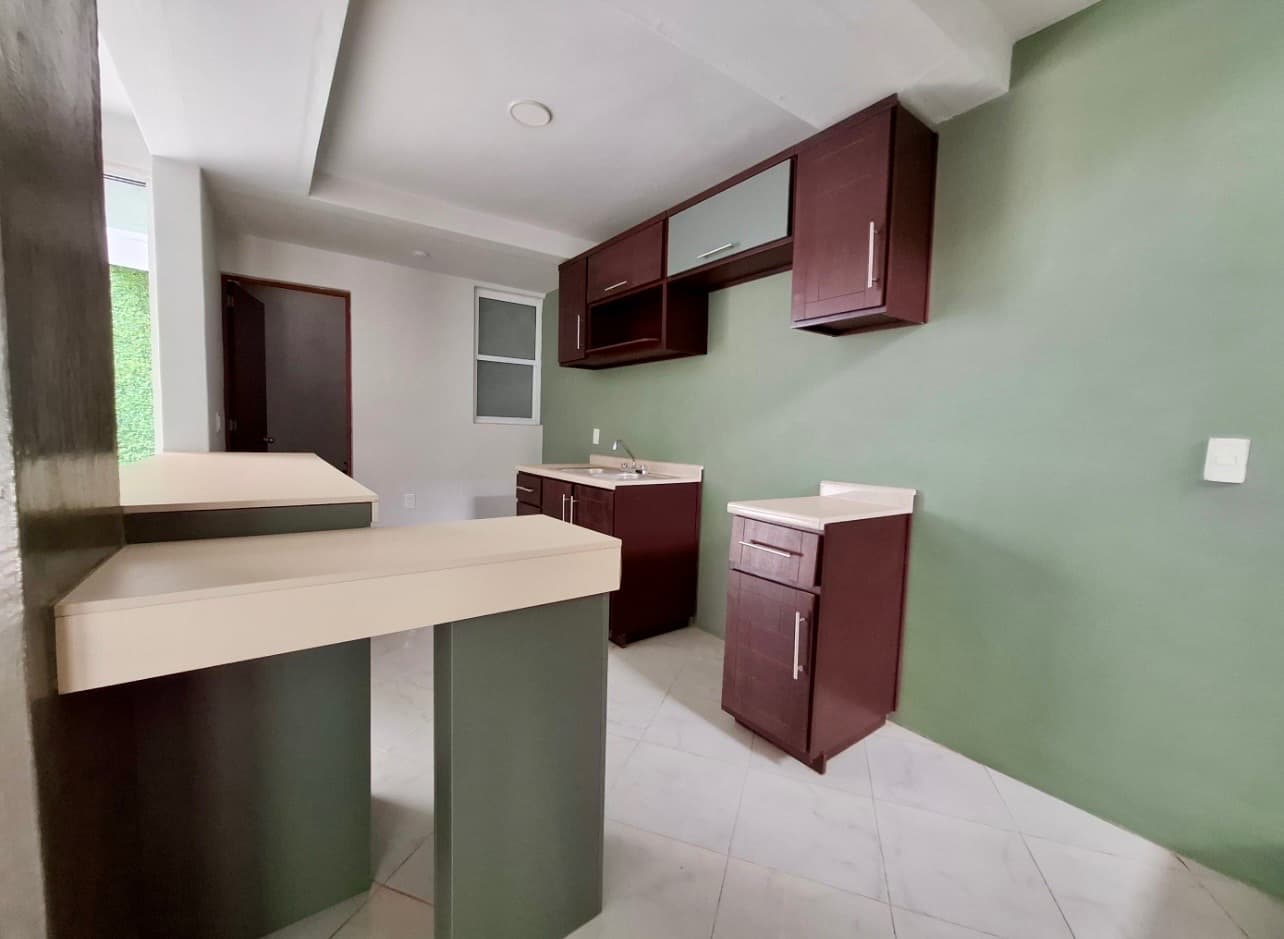 Casa en venta en San Agustín Yatareni: 3 recámaras, 3 baños y 2 estacionamientos - Imagen 1