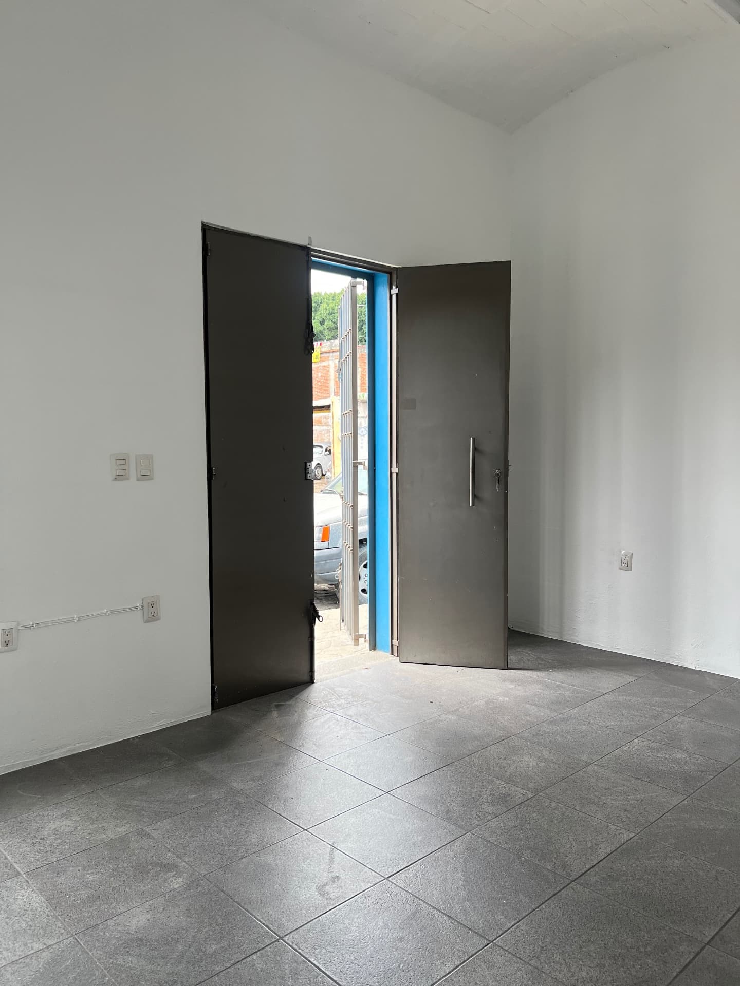 Local comercial de 25 m² en renta en Oaxaca de Juárez - Imagen 1