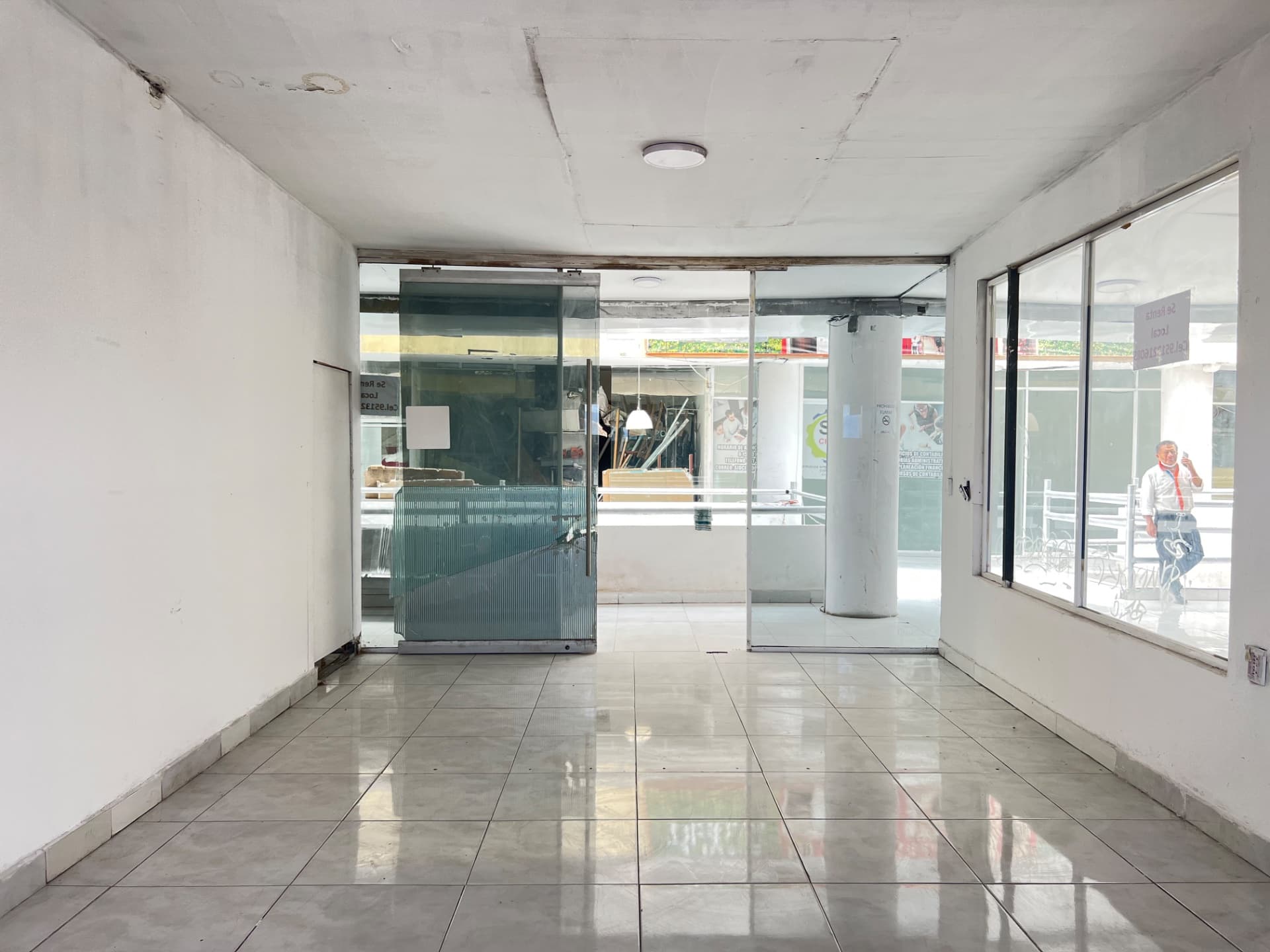 Locales Comerciales en Renta - Imagen 1