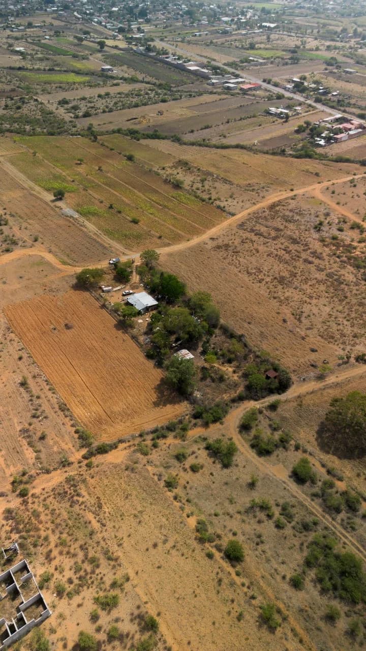 1,800 m² Lot for Sale in Villa Díaz Ordaz - Image 1