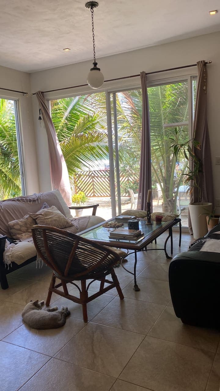 3-Bedroom Home for Sale in Agua Blanca, Santa María Tonameca — 1,580 m² Lot - Image 1