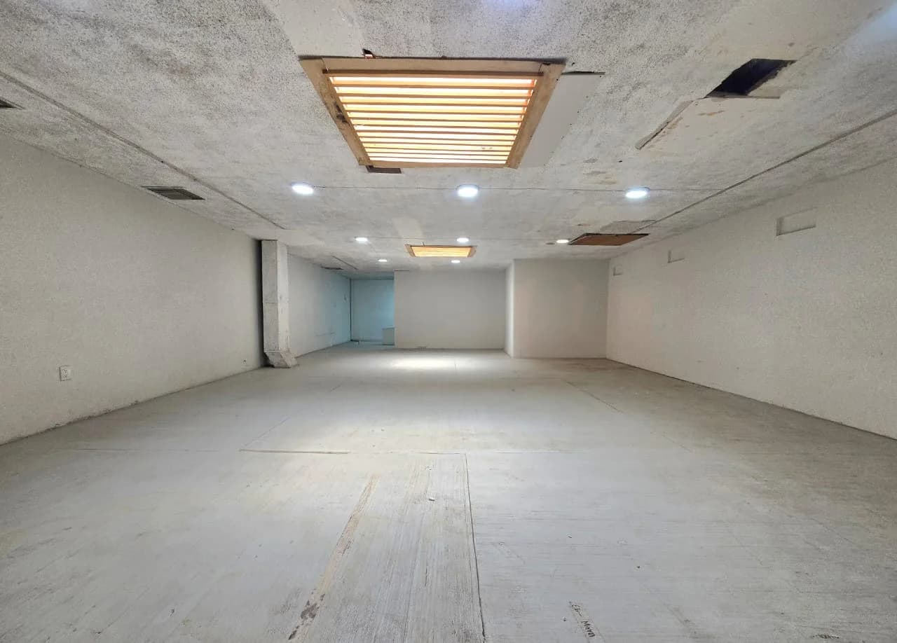 Local comercial en renta en Jalatlaco, Oaxaca de Juárez · 184 m² en 338 m² - Imagen 1